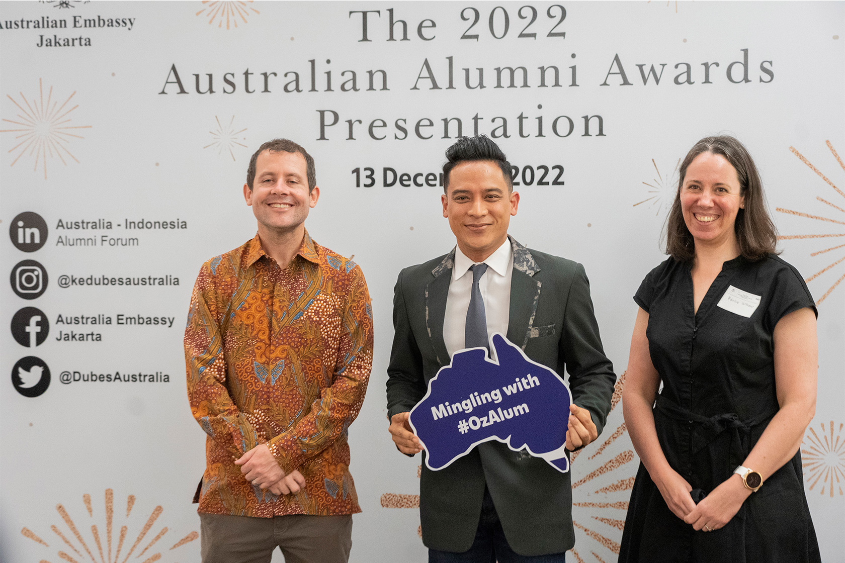 A group of alumni participated in the 2022 Australian Awards Awards Presentation