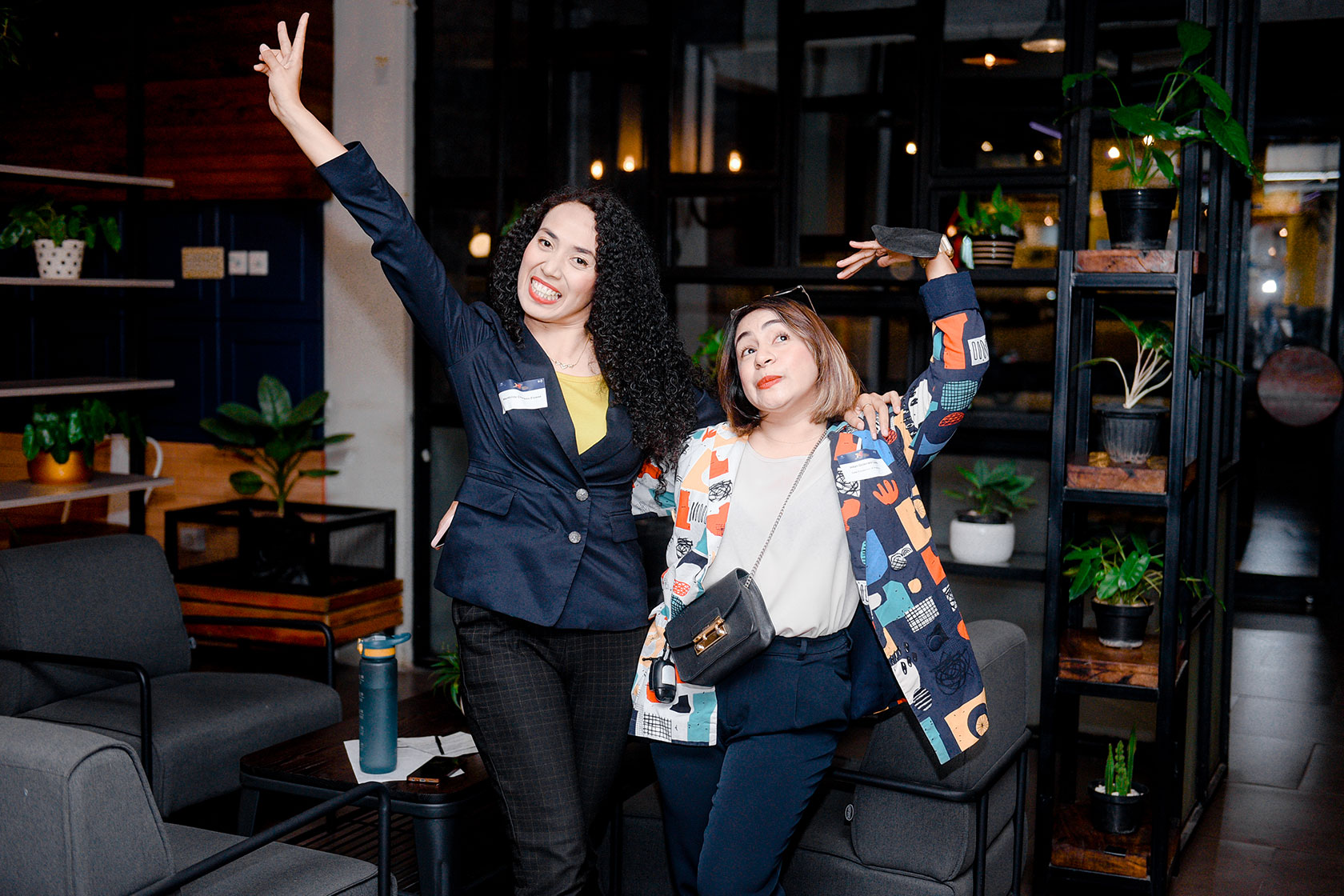 Australian alumna and MC Marthilda Christin Finsae pose for a picture with fellow alumna Indah Octaviani Laleb