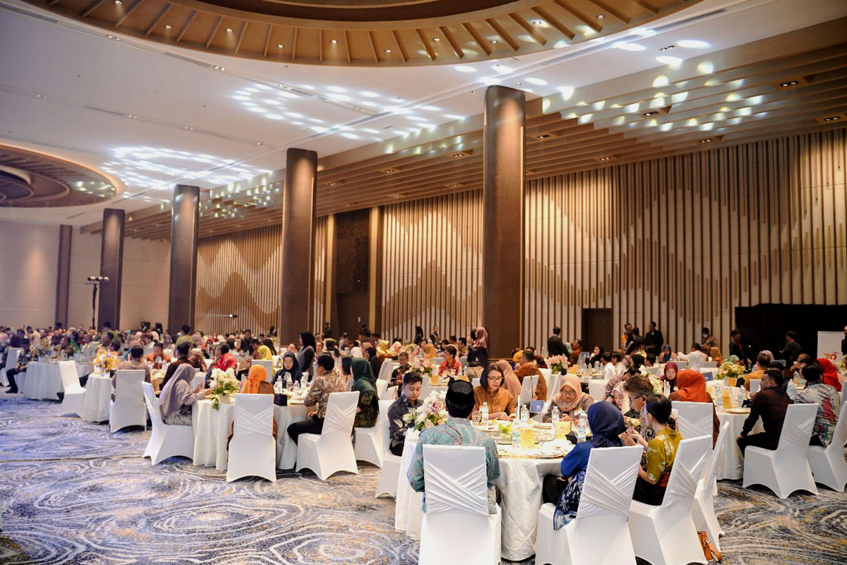 Embracing elegance: Basking in the warm ambience of the Gala Dinner in Makassar.