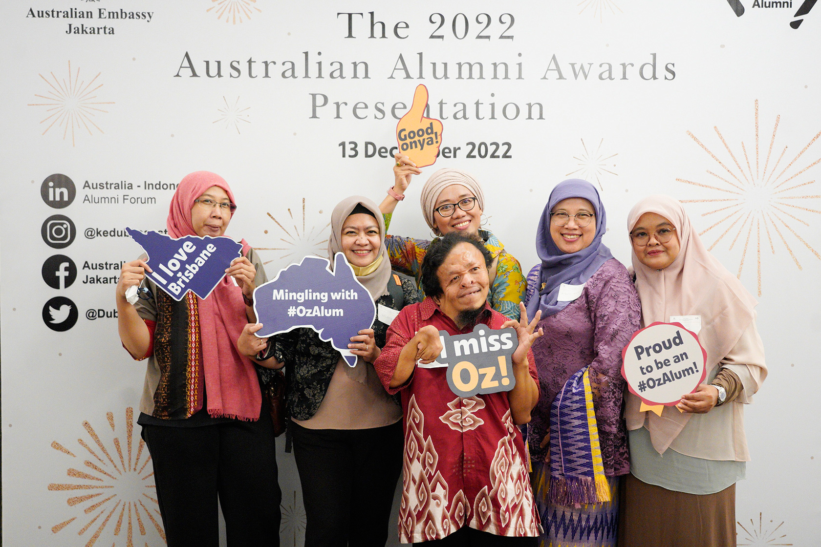 A group of alumni participated in the 2022 Australian Awards Awards Presentation