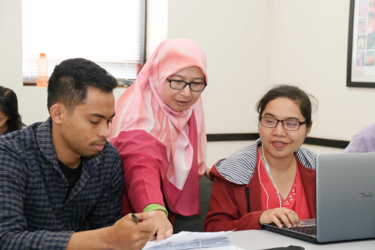 English Language Training Assistance students from the Geographic Focus Areas, including the applicants with disability, prepare their English language skills to apply for the Australia Awards Postgraduate Scholarships.