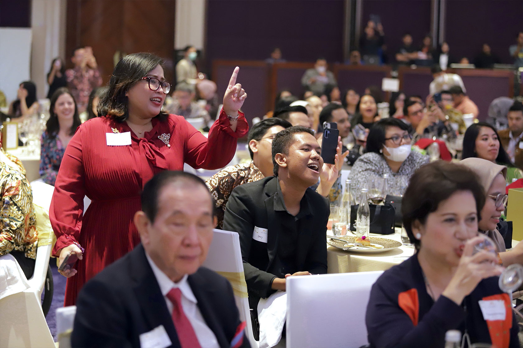 Enraptured audience basks in the mesmerising performance of the night.