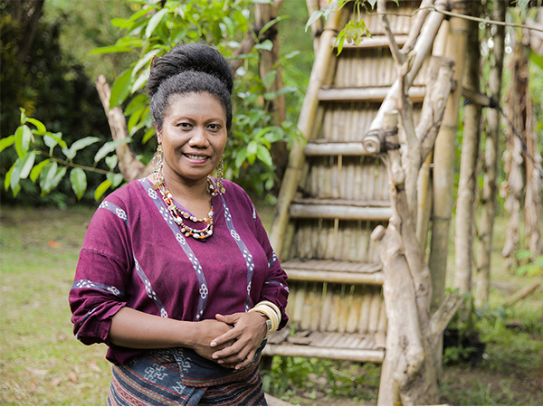 Winner of the 2018 Promoting Women’s Empowerment Award: Alfonsa Horeng