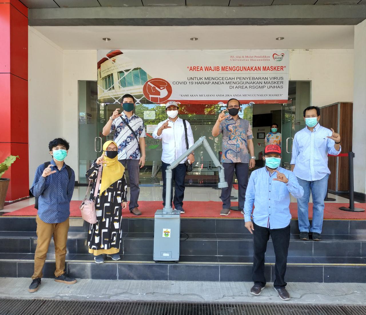 A team at Universitas Hasanuddin (UNHAS) under the leadership of an Australia Awards alumnus Dr Muhammad Anshar developed a dental care tool reducing aerosol viral load that is now in use at the Dental and Oral Hospital of UNHAS.